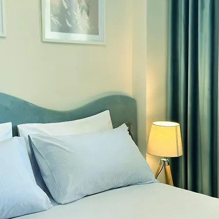 Promo Price September - By The Sea Apartmán Golem (Tirana)