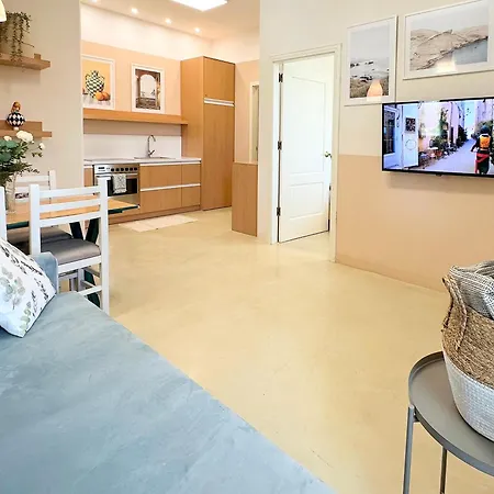 Apartment West