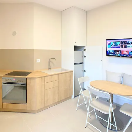 Promo Price September - By The Sea Apartmán *