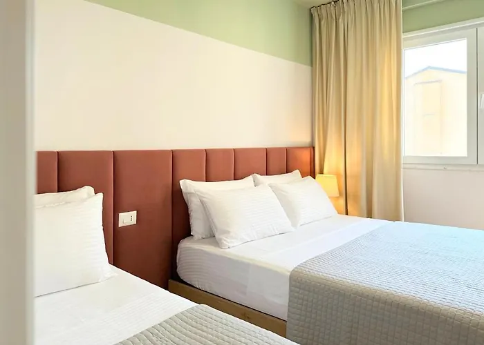 Apartamento Promo Price September - By The Sea Golem (Tirana)