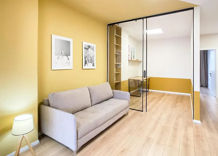 Apartamento Promo Price September - By The Sea Golem (Tirana)